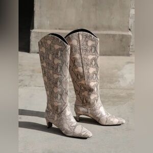 NEW with Box (NWB) Lulus Alessio Beige Snake Pointed-Toe Knee-High Boots